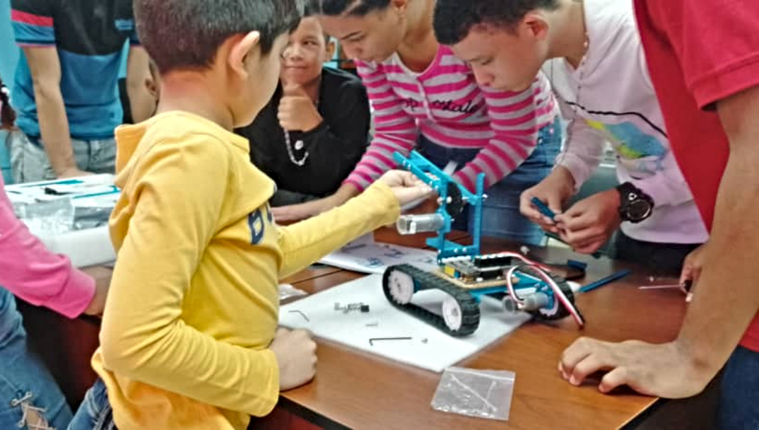 Guárico continúa con los talleres de Robótica y Programación