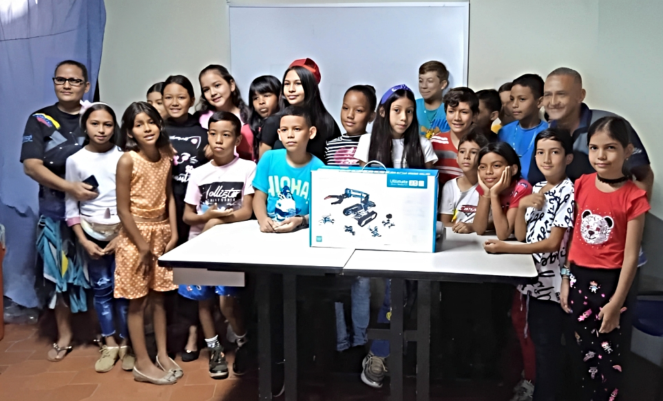 Infocentro Bolívar impulsa la Robótica Educativa junto al MinCyT