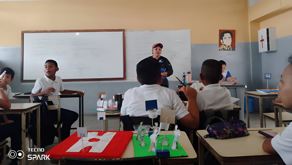 Estudiantes de 6to grado recibieron taller sobre Ciberseguridad