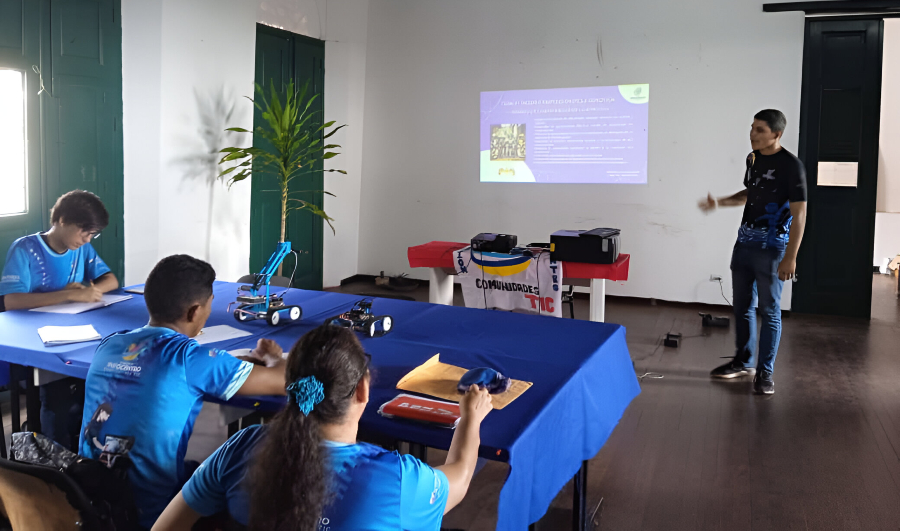 Infocentro Bolívar dicta curso de Robótica a facilitadores del municipio Angostura del Orinoco