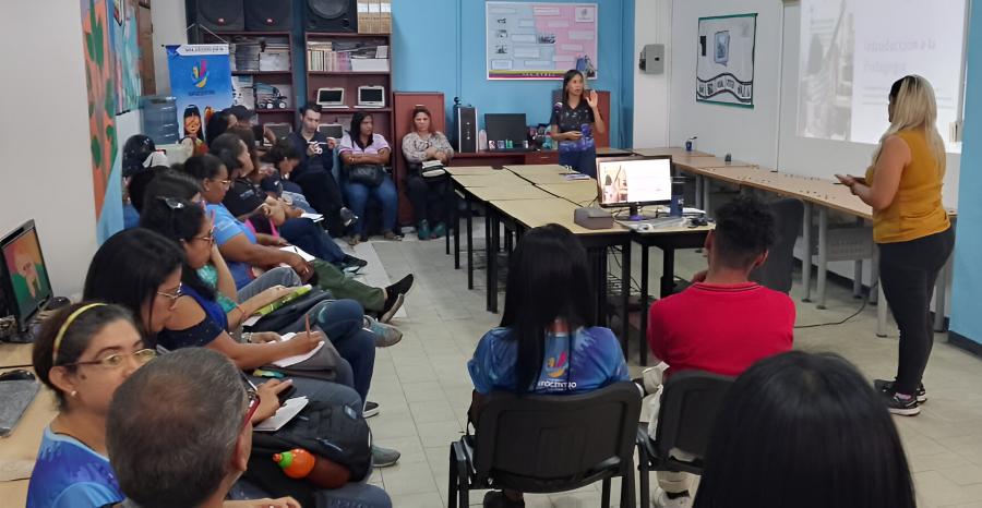 Infocentro Carabobo fortalece su recurso humano con taller sobre pedagogía